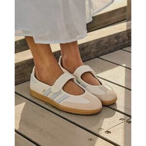 NEW Adidas Samba Jane Shoes in Cloud White / Gum / Halo Blue Women's sz. 9.5
